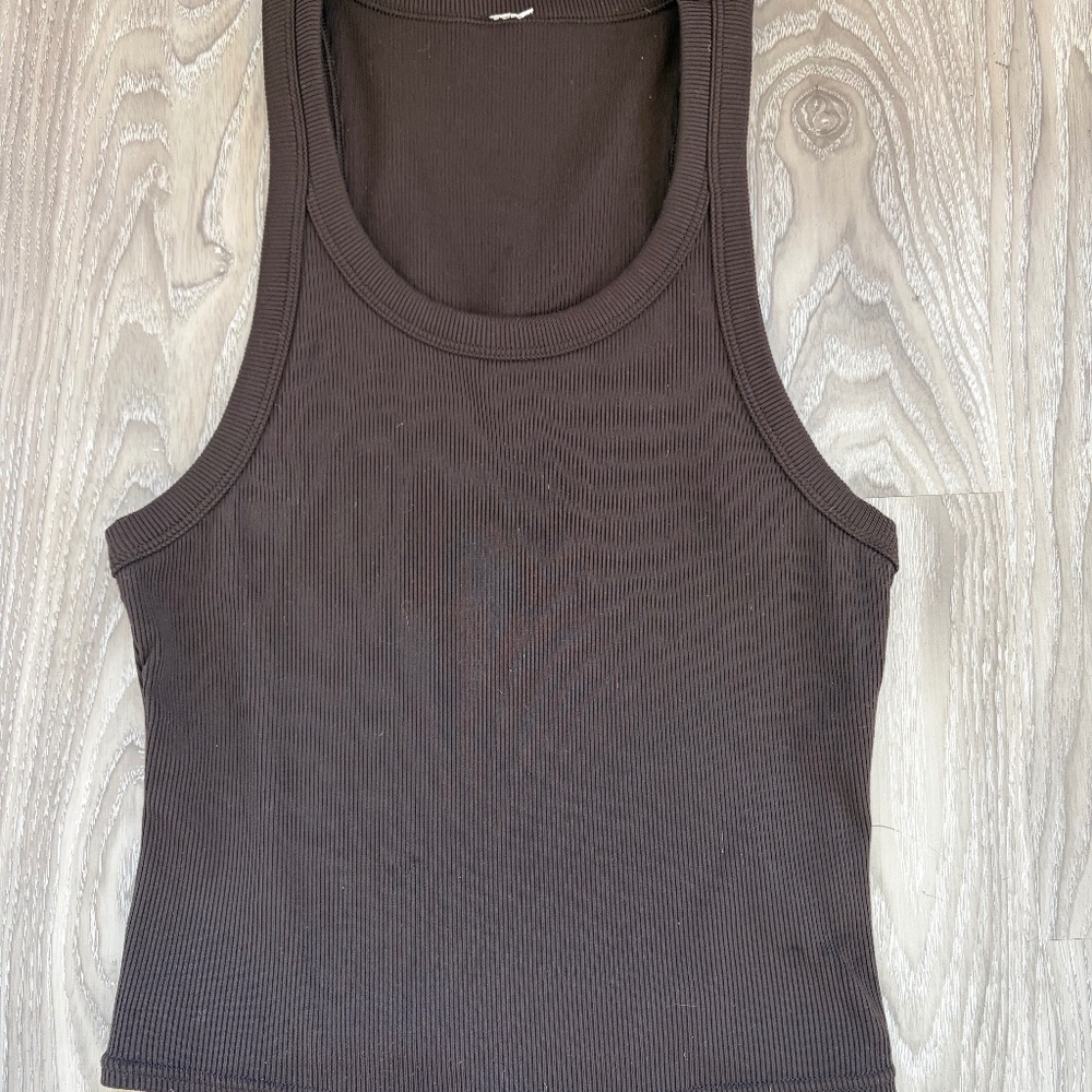 Alo Goddess Ribbed Go-To Tank, size S, Espresso